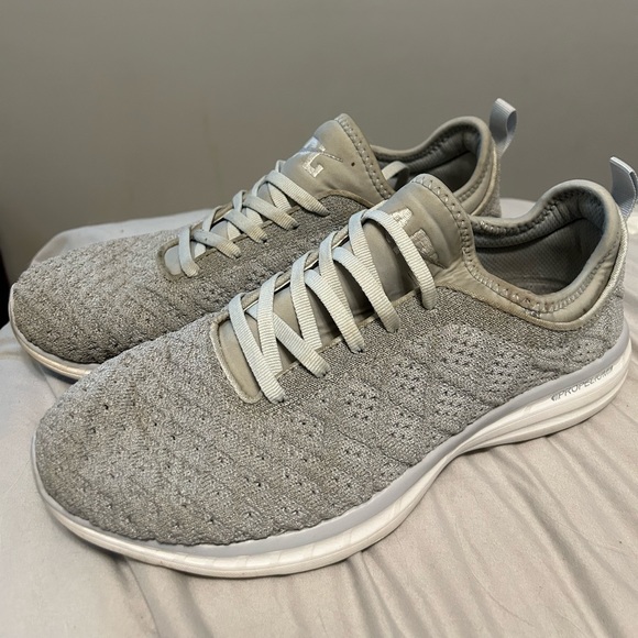 APL Athletic Propulsion Labs - TechLoom Phantom Running Sneakers - Gray - Picture 3 of 8